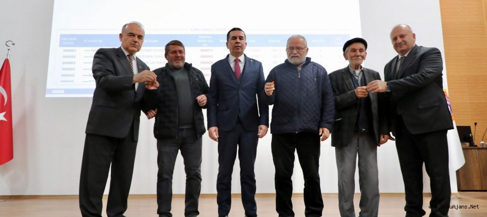 84 Afet Konutunun Kura Çekimi ve Anahtar Teslimi Yapıldı