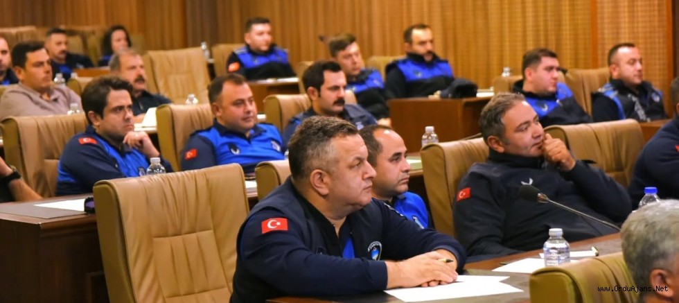 ALTINORDU BELEDİYESİ’NDEN PERSONELLERE 4 BAŞLIKTA HİZMET İÇİ EĞİTİM