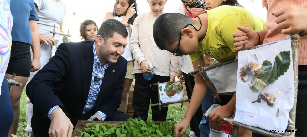 EDEBİYAT VE EKOLOJİ ATÖLYESİ’NDE ÇOCUKLAR EĞLENEREK ÖĞRENDİ