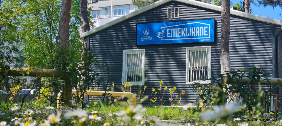 EMEKLİLERİN DE GENÇLERİN DE ADRESİ: EMEKLİHÂNE