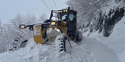 Altınordu Belediyesi’nden Kırsalda Yoğun Kar Mesaisi