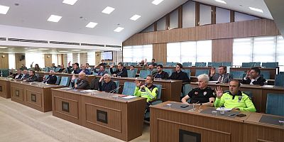 ÜSTGEÇİTLERE ENGELSİZ ASANSÖR, BİSİKLET YOLLARINA YENİ DÜZENLEMELER