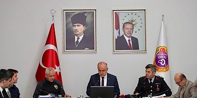 Vali Erol, Basın Mensuplarına Değerlendirmelerde Bulundu